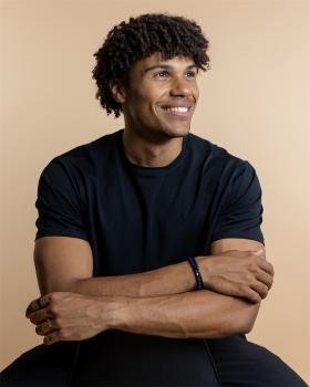 Doppeltes Armband mit schwarzem italienischem Leder und blauem Tigerauge-Stein - Double Night